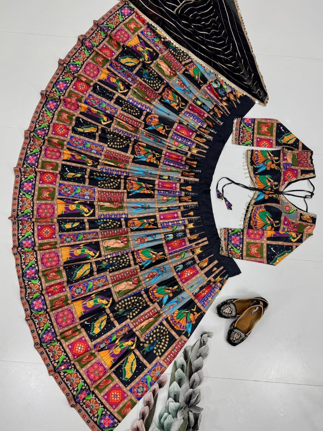 Traditional Handcrafted Navratri Lehenga Choli with Dupatta